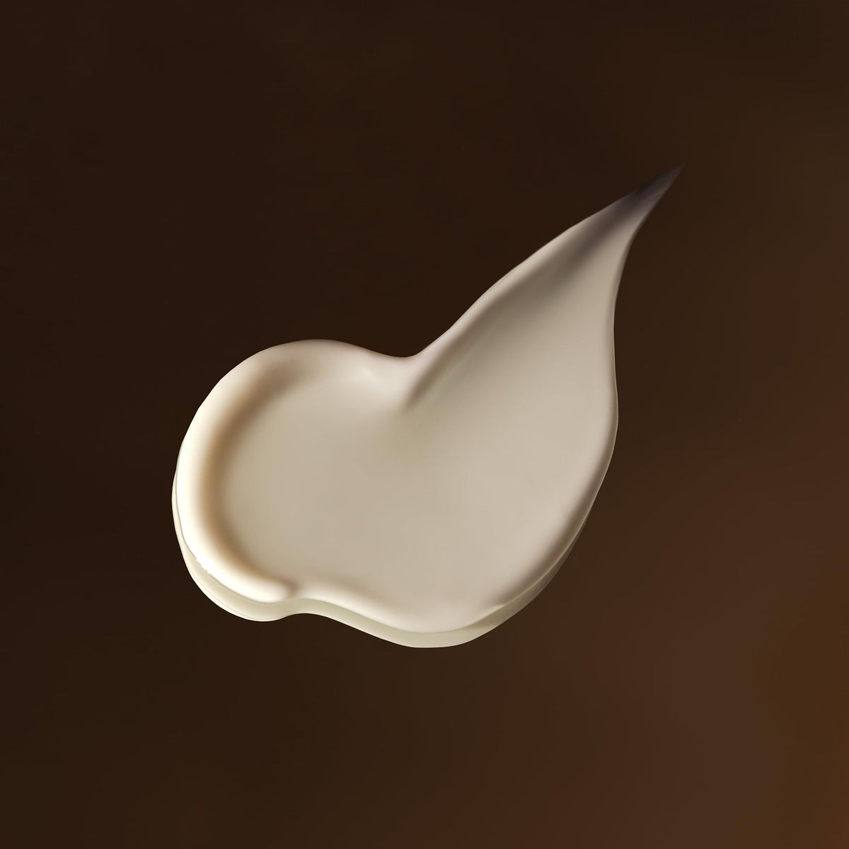 Summer Fridays Midnight Ritual Serum pump closeup for easy application.