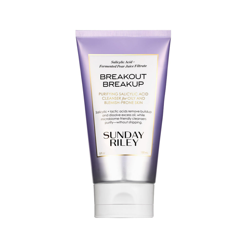 Sunday Riley Breakout Breakup bottle pour shows easy cleansing for blemish-prone skin.