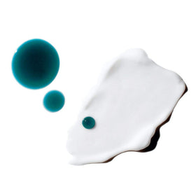 Power Couple Kit display showing dual exfoliation and brightening focus