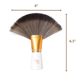 SunFX premium bristles provide a soft touch and even powder distribution.