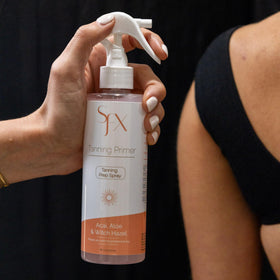 SunFX hydration-boosting blend nourishes skin before tanning.