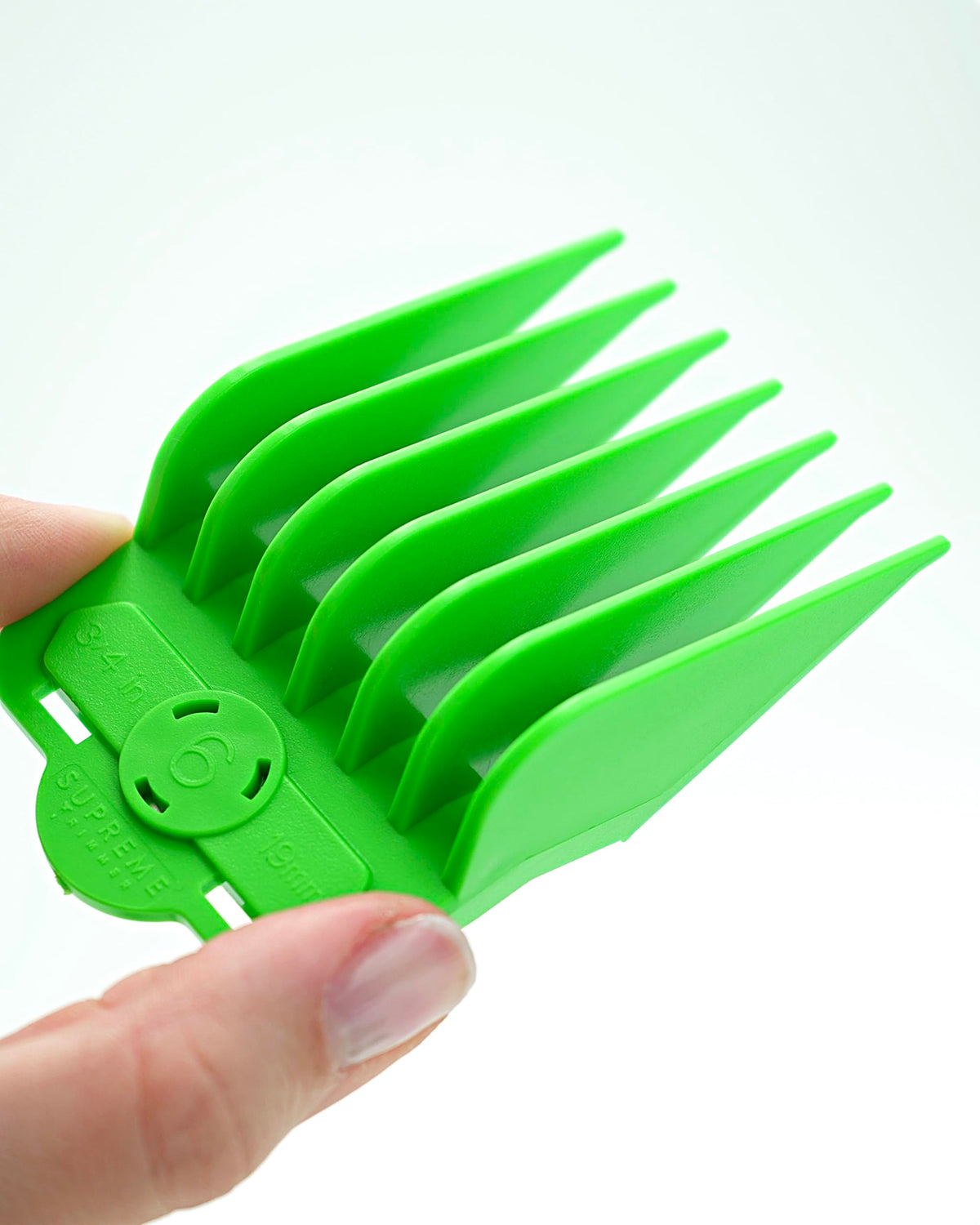 CMG100 magnetic guide guards in use for professional trimming