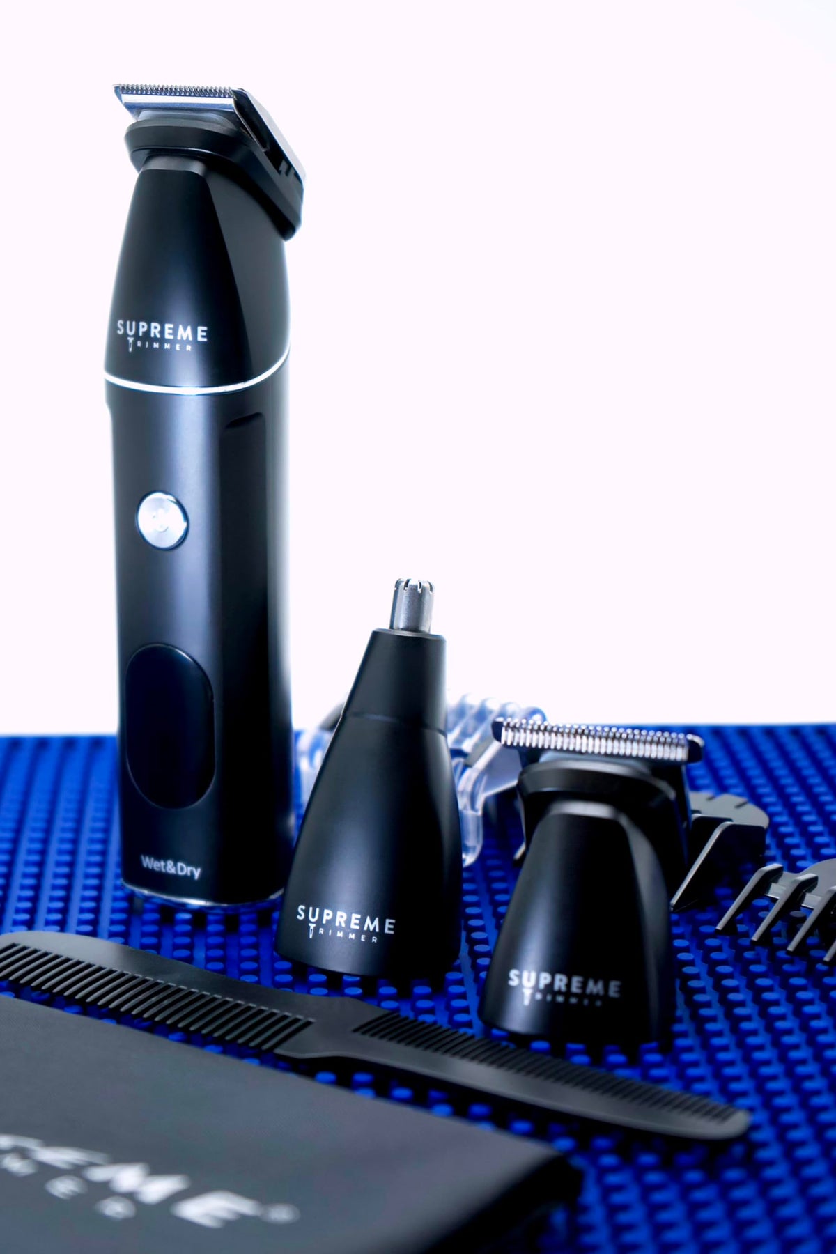 Supreme Trimmer SMG3030 LCD display showing battery status