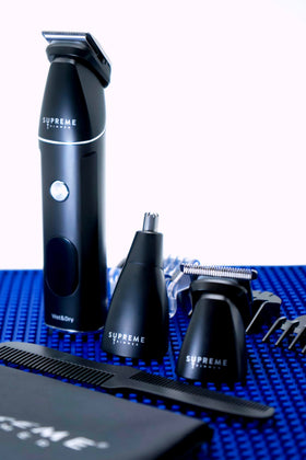 Supreme Trimmer SMG3030 LCD display showing battery status