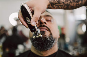 Supreme Trimmer T Shaper in-use head shaping with low-noise operation