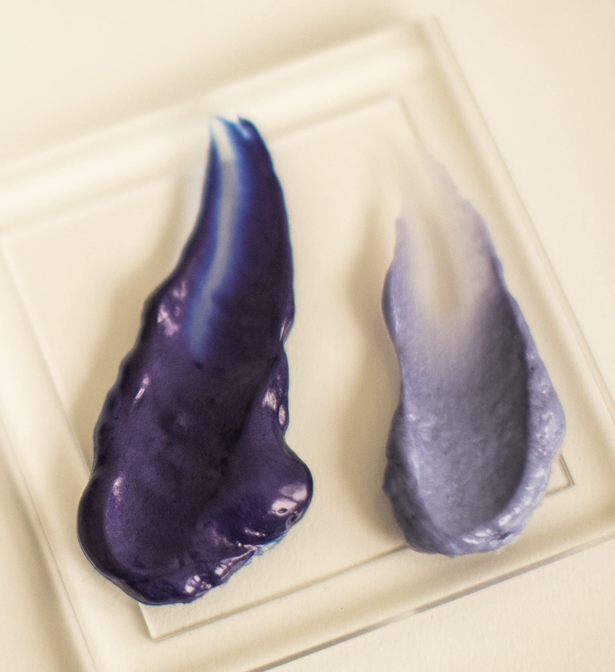 Surface Pure Blonde Violet conditioner close-up label showing violet pigments