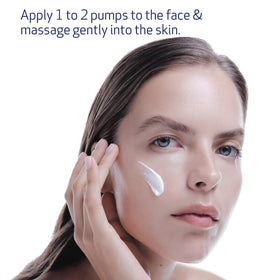 Suzanobagimd Moisture Restore with peptides supports elasticity.