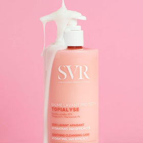SVR Topialyse cleansing balm swatch, creamy texture for gentle cleansing.