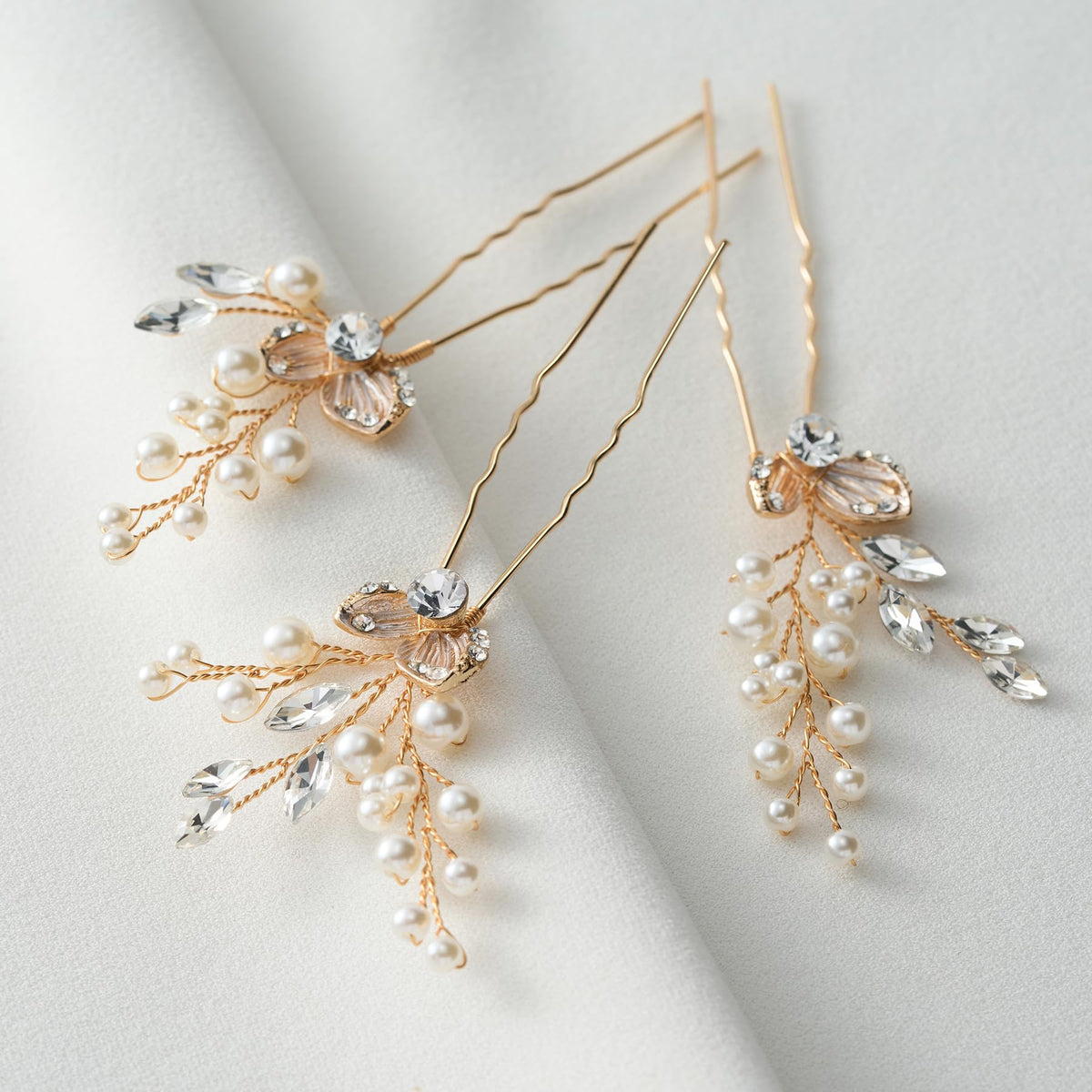 SweetV bridal hair pin with pearl leaf design adds subtle sparkle for your wedding day