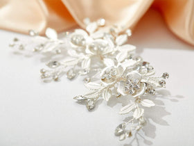 SWEETV bridal hair comb in gift packaging, ready for gifting.