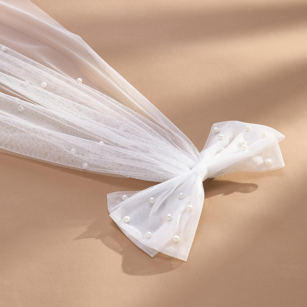 SWEETV wedding day accessory clip designed for easy, secure styling.