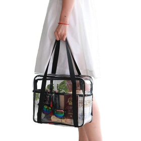 SxoSyo bag keeps items organized in a lightweight travel companion.