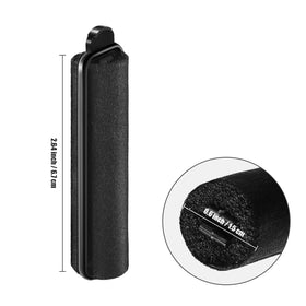 Syhood 0.6-inch diameter roller demonstrates compact size for versatile curls