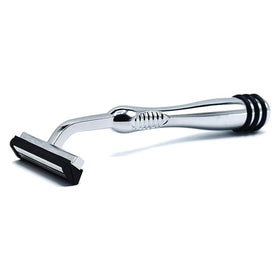 Taconic Shave non-pivoting head close-up for precise control during wet shaving.
