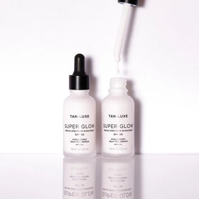 Tan-Luxe Super Glow daily-use routine setup for natural glow