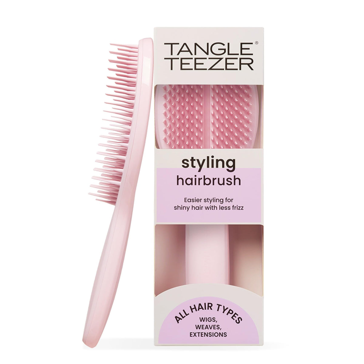 Tangle Teezer Ultimate Styler for dry styling delivers smooth, voluminous finishes.