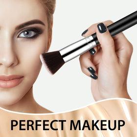 Tanlade versatile makeup kit for artists and studios