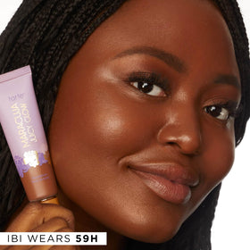 tarte maracuja juicy glow tint close-up texture reveals luminous, light-reflecting finish