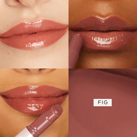 tarte maracuja juicy lip balm gloss lip close-up shows a high shine finish.