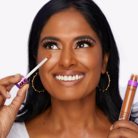 tarte Shape Tape Glow Wand packaging highlights portable, travel-friendly design.