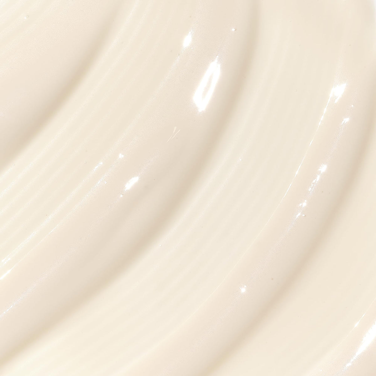 Tata Harper Clarifying Moisturizer jar emphasizes premium 50ml packaging.