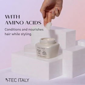 Lightweight formula of Tec Italy Gel Dela Cera Effetto Normale with gentle hold.