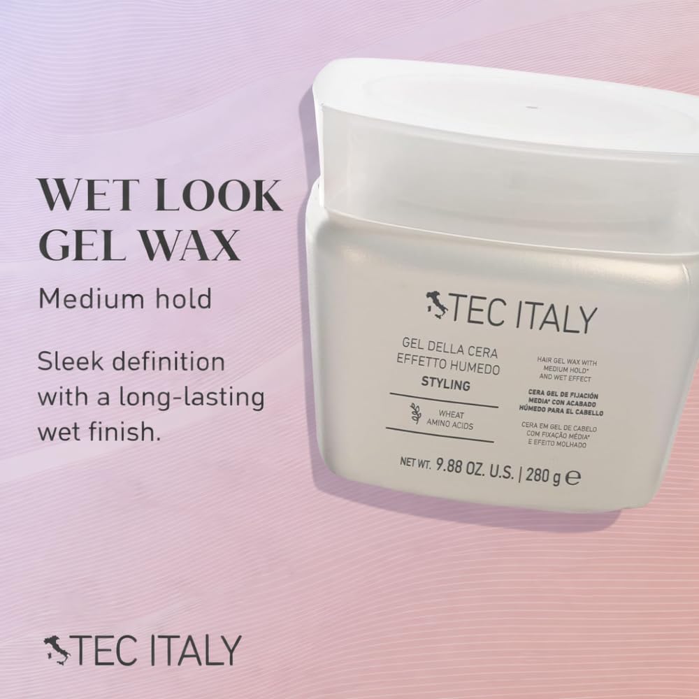 Tec Italy Gel Della Cera applying with hands shows easy distribution and flexible styling.