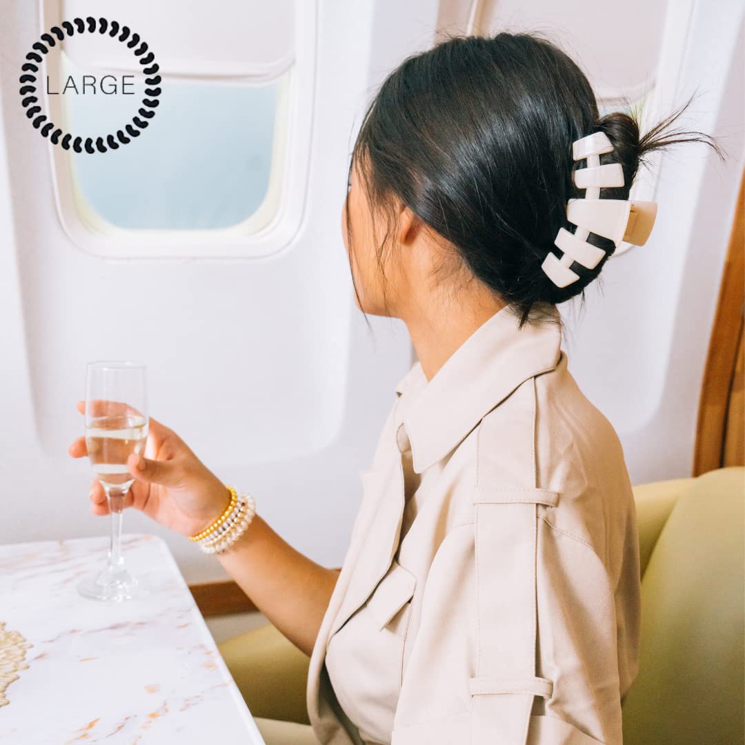 Teleties large hair clip ideal for thick hair textures.