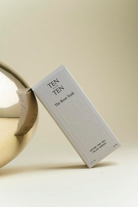 tenoverten Rose Soak on nails demonstrates a non-drying removal