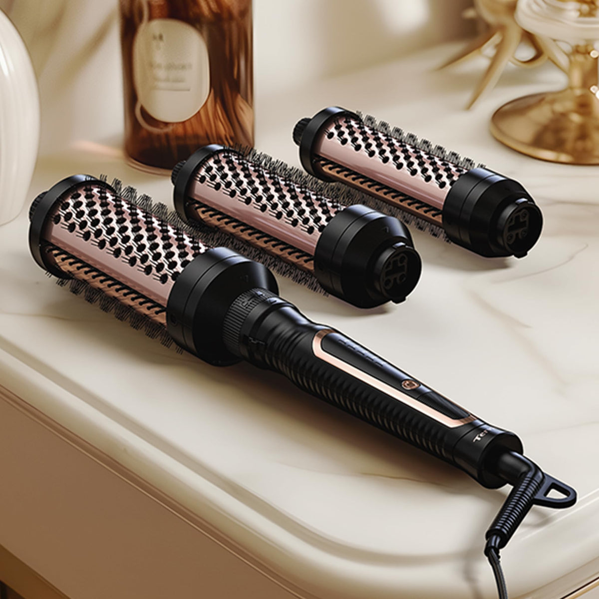 Terviiix PRO dual voltage travel-ready with auto shut-off safety