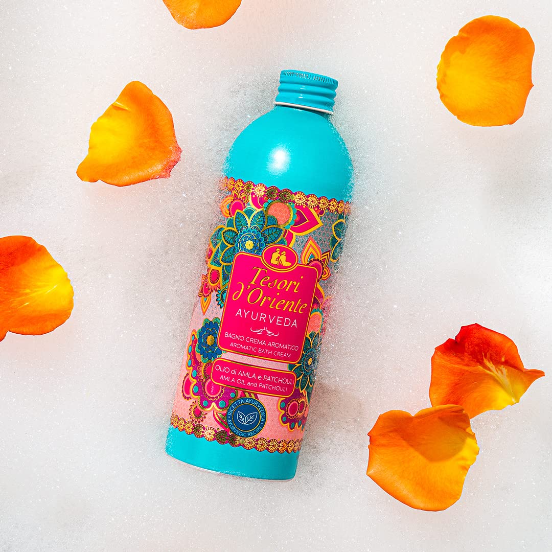 Close-up view of creamy foam from Tesori d’Oriente bath product.