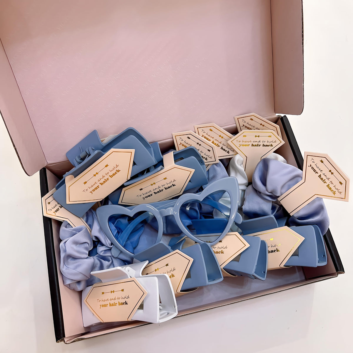 Tethzeng heart sunglasses for bridesmaids, lightweight and festive for photos