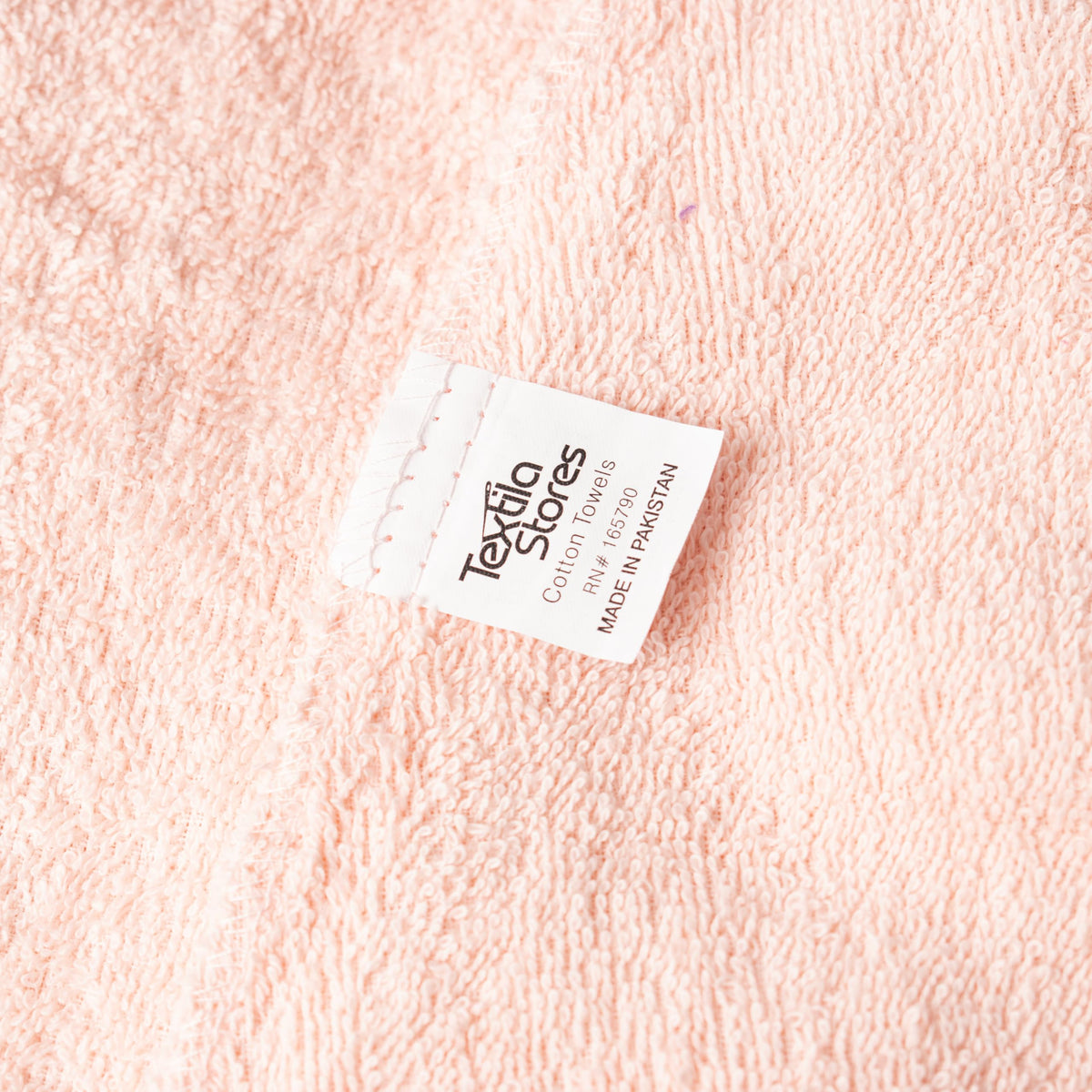 Textila Stores hair wrap after shower reduces friction.