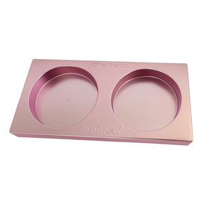 Hello Kitty set enables precise application in delicate areas.