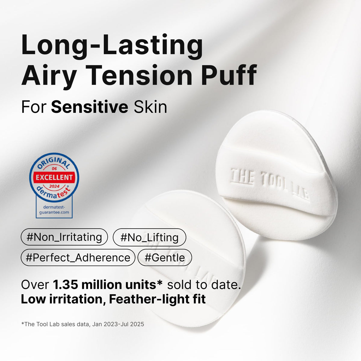 THE TOOL LAB Round Puff 2.1 inch showcases even coverage around eyes.