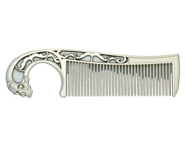 The Vintage Grooming Co includes a sturdy necklace chain for discreet carry
