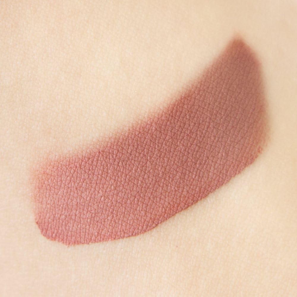 theBalm Meet Matt(e) Hughes Sincere matte finish delivers a velvety, non-glossy look