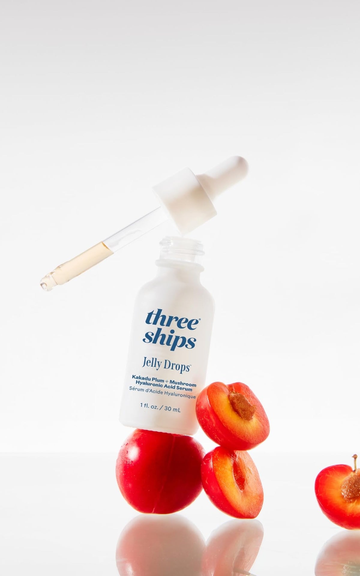 Serum droplets ready to apply in a skincare routine