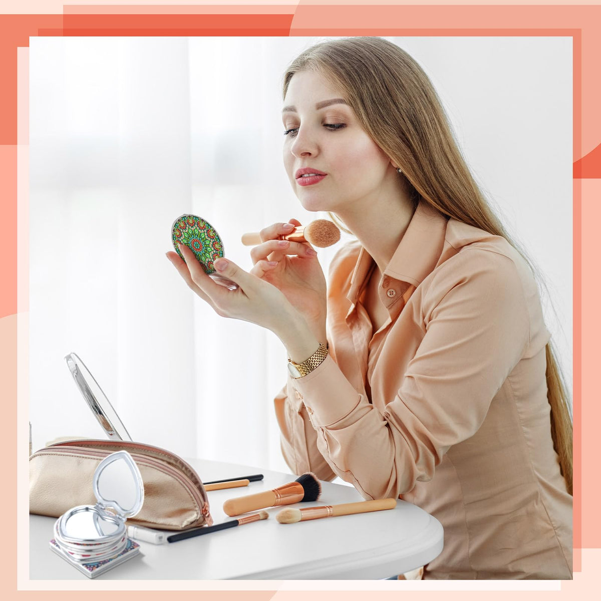 Thyle heart mirror with mandala lid adds a charming accent to purses.