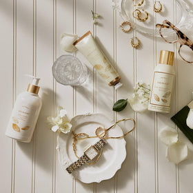 Foaming lather reveals rich hydration from Thymes Goldleaf body wash.