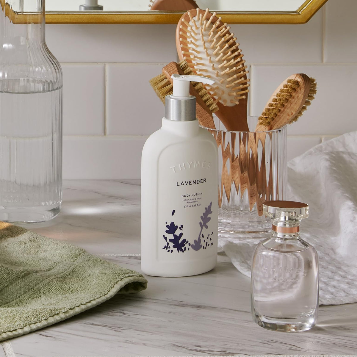 Thymes Lavender rosewood-note close-up with warm, earthy undertones.