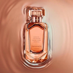 Tiffany & Co. Rose Gold Intense amber splash captures warm, enduring appeal.