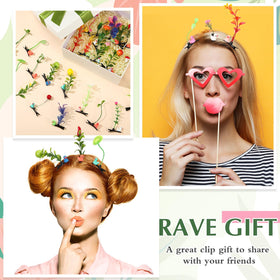 Tigeen multicolor hairpin blends with any outfit.