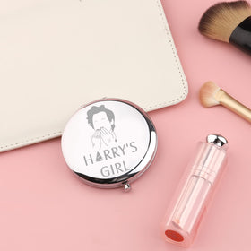 TIIMG standard mirror side helps ensure lipstick and eyeliner are flawless.