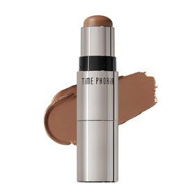 TIMEPHORIA Eclipse Spark built-in brush in action for precise cheekbone contouring.