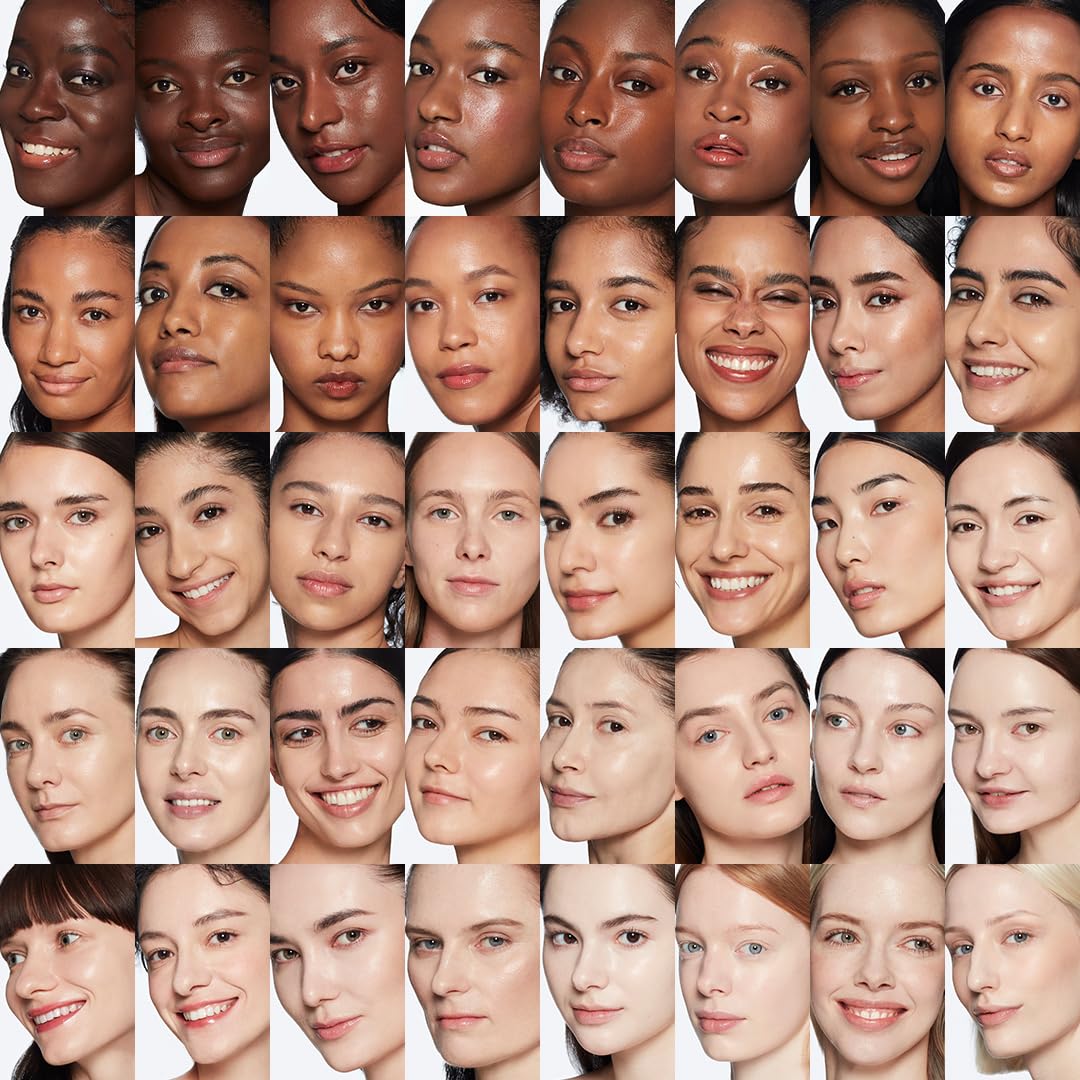 Shade swatches display 40 tones for precise glass skin matching with TIRTIR Cushion.