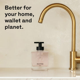 Foaming hand soap in action with Tirtyl Skipper dispenser.