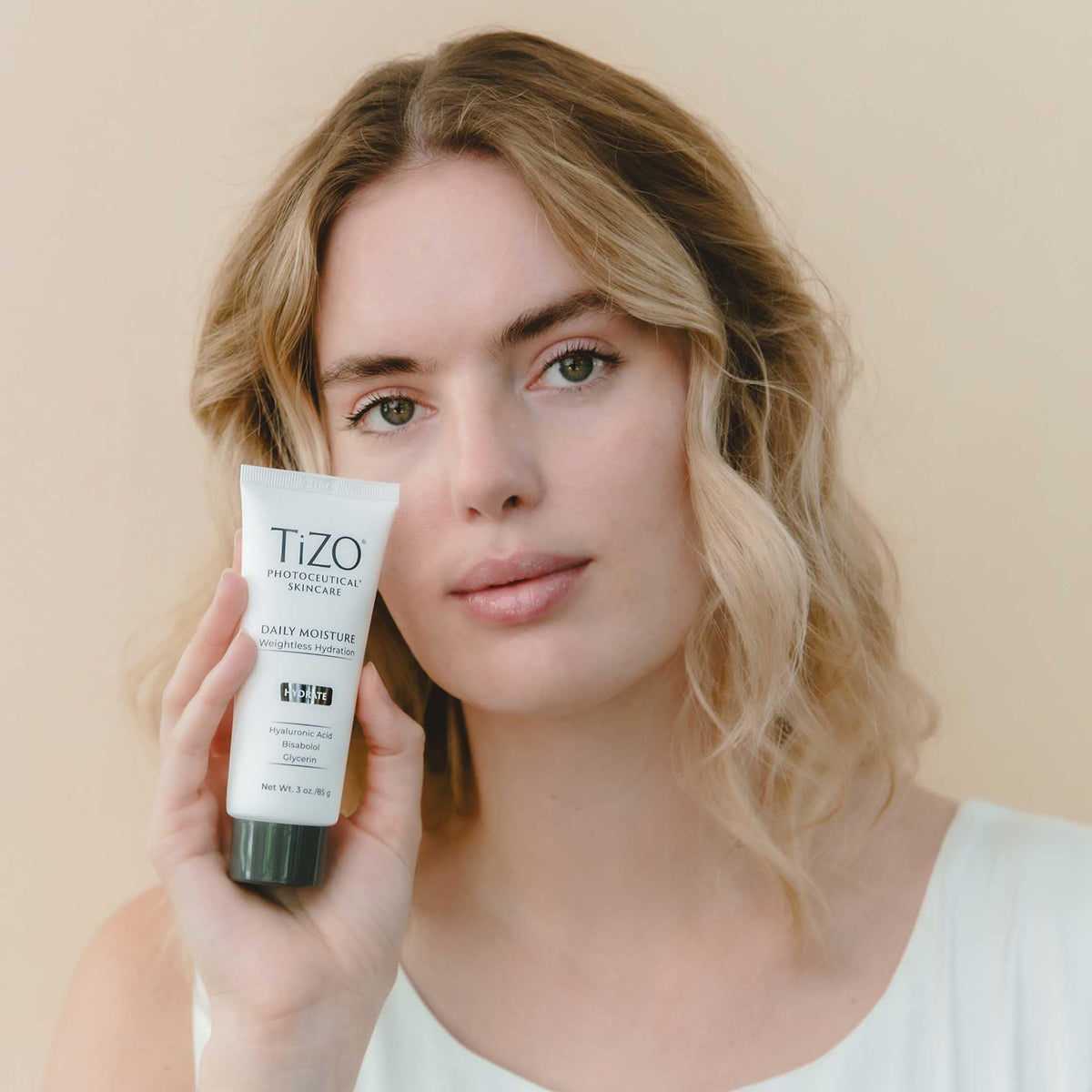 Front view of TIZO Daily Moisture packaging signaling daily use