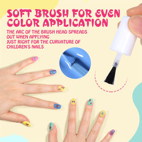 TOMICCA Water-based non-toxic formula delivers an odorless, gentle experience for tiny nails.