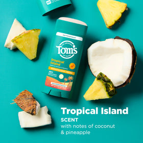 Packaging closeup emphasizes recycled plastic container and eco-friendly design.